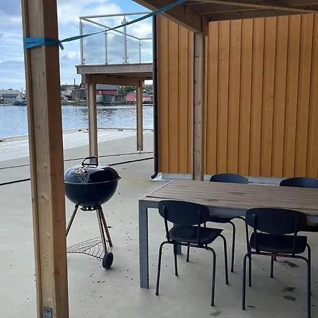 The Harbour House, Dorm And Twin, Selfservice